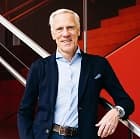 Portrait: Professor Dr. Ingo Froböse; Jury-Mitglied beim Gesichter-Wettbewerb 2025