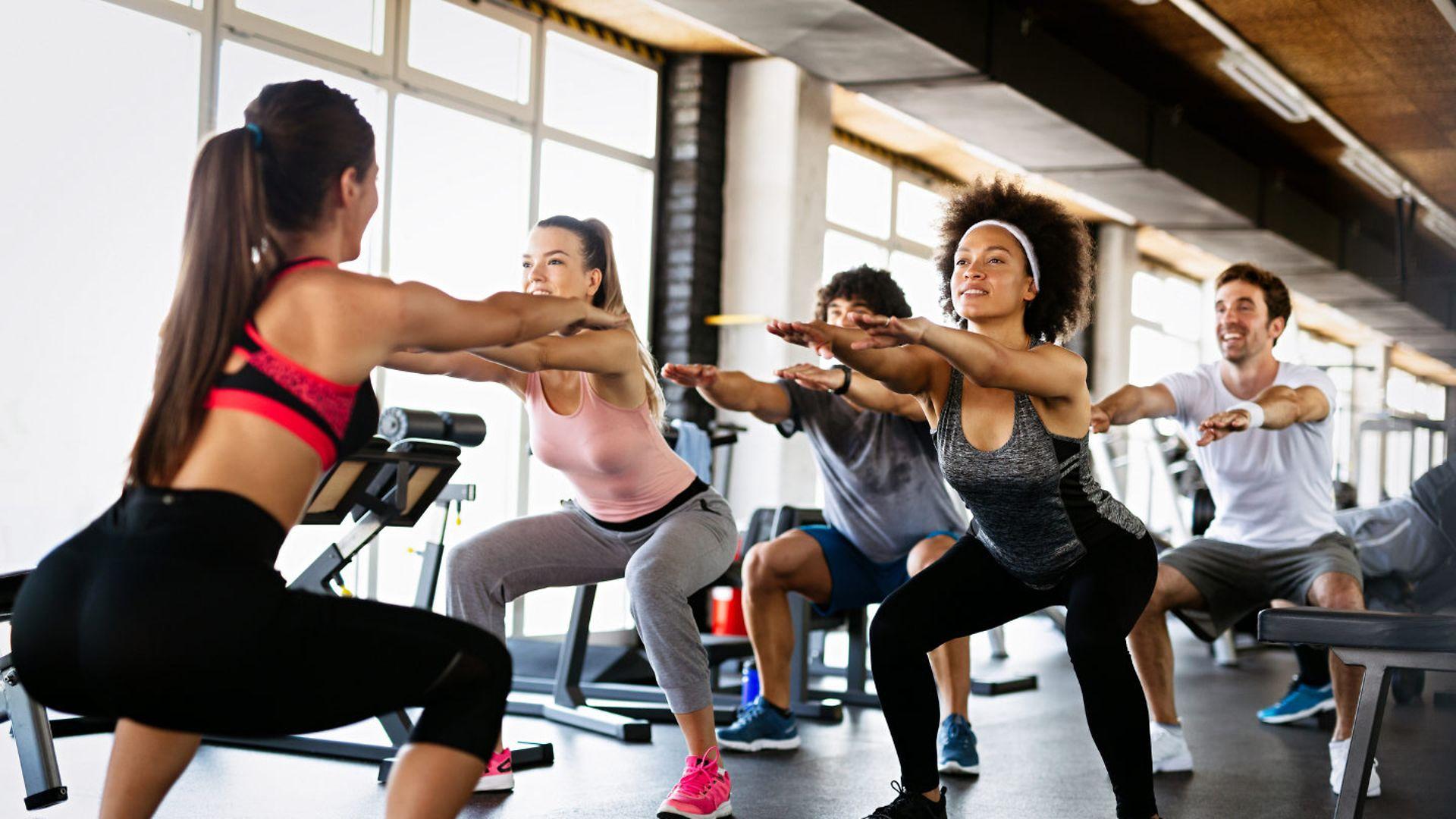 Bild: Gruppe macht Sport wie bei der DAK GroupFitness-Challenge.