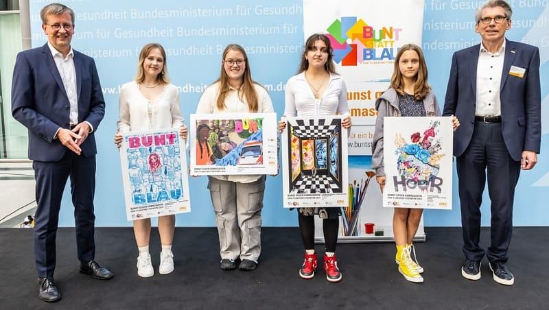 Gruppenbild: Gewinnerinnen Bunt statt Blau 2024